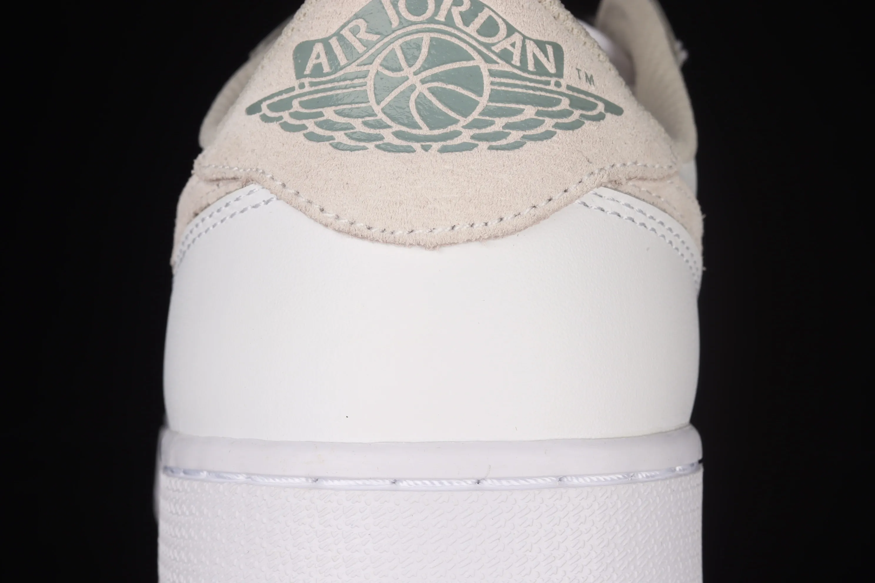 All categories Air Jordan Jordan series basketball shoes Air Jordan 1 Low Air Jordan 1 Low AJ1 Joe 1 low-top beige white gray cultural and leisure sports sneakers CZ0775-100